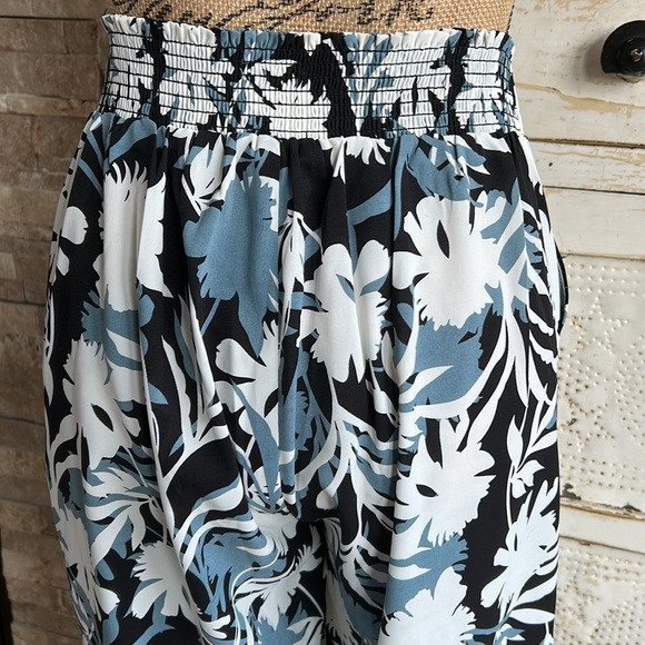 JODIFL black slate blue white wide leg elastic band pockets sheer pant cover up - Picture 9 of 15